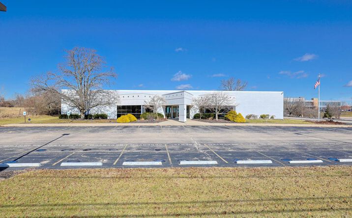 Pictures of Office property located at Cintas Boulevard, Mason, OH 45040 for sales - image #1