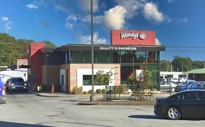 Pictures of Retail property located at 1401 Woodward Ave, Muscle Shoals, AL 35661 for sales - image #1