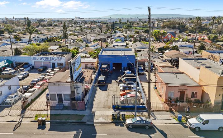 Pictures of Industrial property located at 3846 W Imperial Hwy, Inglewood, CA 90303 for sales - image #1