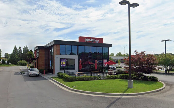 Pictures of Retail property located at 1403 County Park Rd, Scottsboro, AL 35769 for sales - image #1