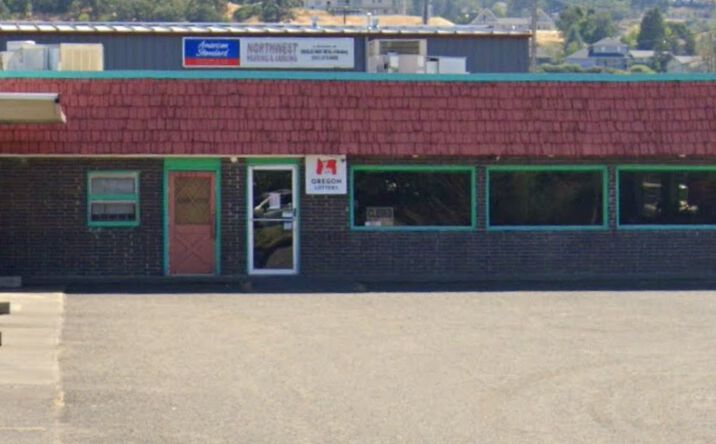 Pictures of Special Purpose property located at 2011 NE Stephens St, Roseburg, OR 97470 for sales - image #1
