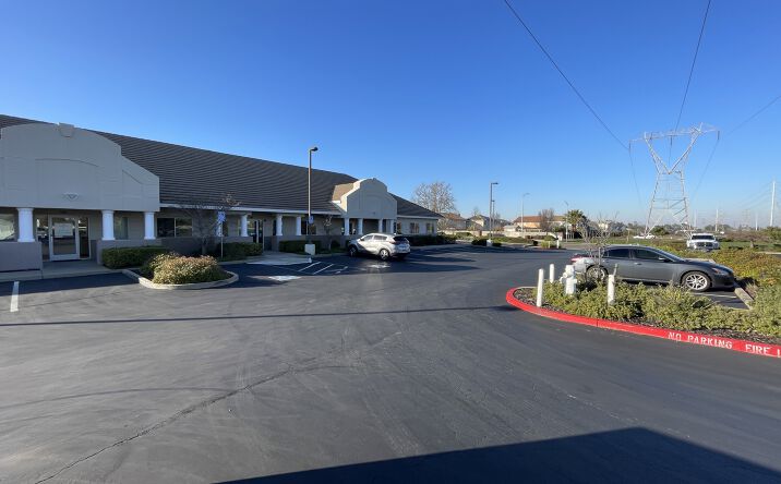 Pictures of Office property located at 9296 Vintage Park Dr, Sacramento, CA 95829 for sales - image #1