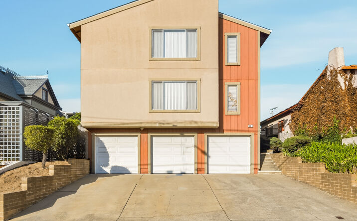 Pictures of Multifamily property located at 528 Grand Ave, South San Francisco, CA 94080 for sales - image #1