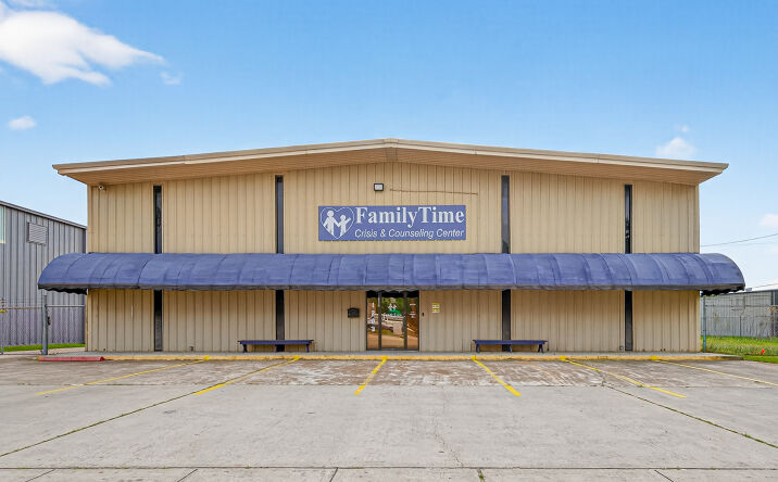 Pictures of Industrial, Office property located at 1203 S Houston Ave, Humble, TX 77338 for sales - image #1