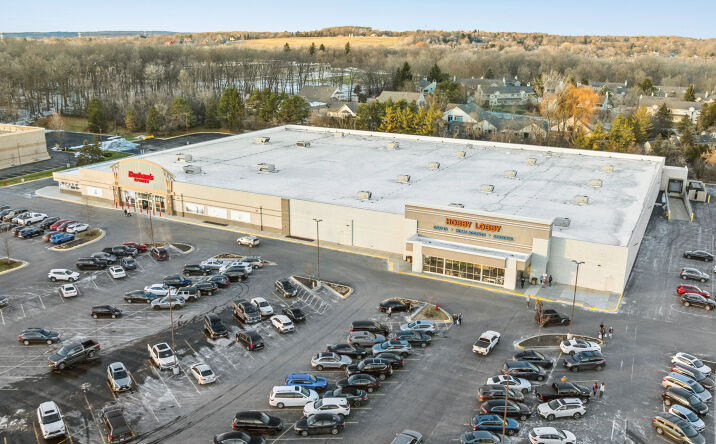 Pictures of Retail property located at 18200 W Bluemound Rd, Brookfield, WI 53045 for sales - image #1
