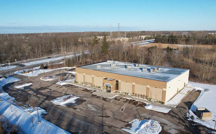 Pictures of Retail property located at 43335 Michigan Avenue, Canton, MI 48188-2632 for sales - image #1