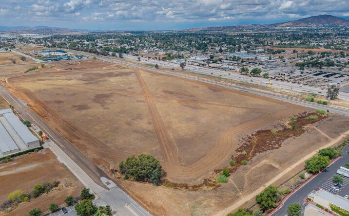 Pictures of Land property located at SEQ Pennsylvania Ave & 2nd St, Beaumont, CA 92223 for sales - image #1