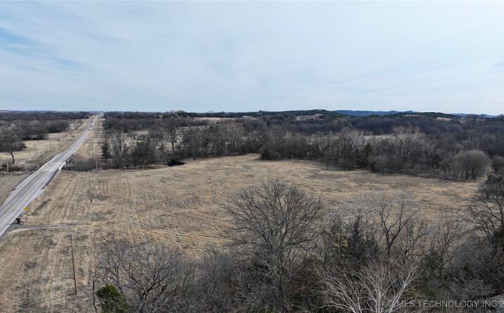 Pictures of Land property located at Primrose Lane, Davis, OK 73030 for sales - image #1