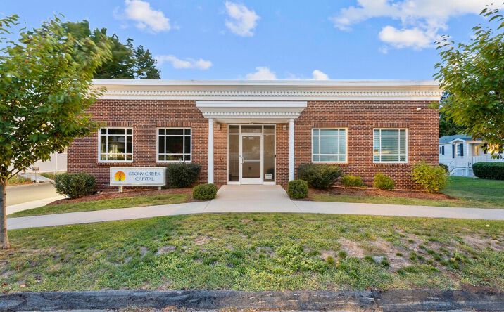 Pictures of Office property located at 698 Main St, Branford, CT 06405 for sales - image #1