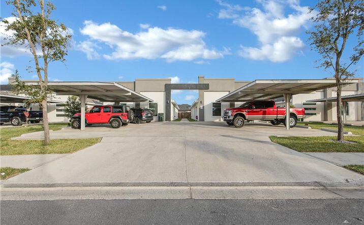 Pictures of Multifamily property located at 1700 Angelina Drive, San Juan, TX 78589 for sales - image #1