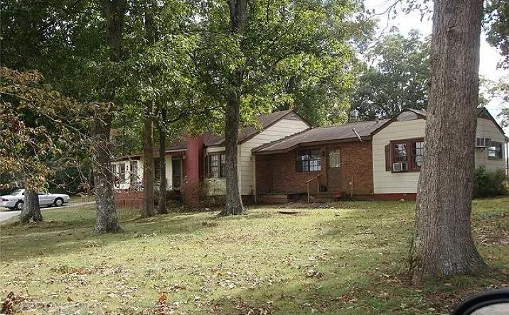 Pictures of Mixed Use, Office, Retail property located at 3679 Carrollton Villa Rica Highway, Carrollton, GA 30116 for sales - image #1