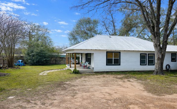 Pictures of Land property located at 352 S Farm to Market 1486, Montgomery, TX 77316 for sales - image #1