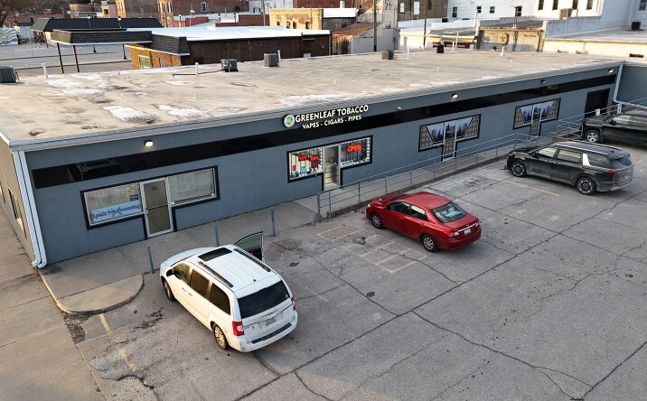 Pictures of Mixed Use, Office, Retail property located at 115 E Washington St, Winterset, IA 50273 for sales - image #1