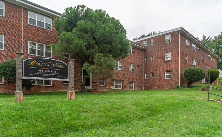 Pictures of Multifamily property located at 4801 Texas Ave SE, Washington, DC 20019 for sales - image #1