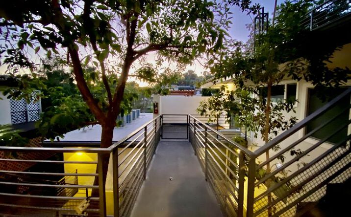 Pictures of Multifamily property located at 3305 Primera Ave, Los Angeles, CA 90068 for sales - image #1