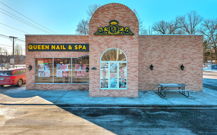 Pictures of Retail property located at 155 E Elizabeth Drive, Schererville, IN 46375 for sales - image #1