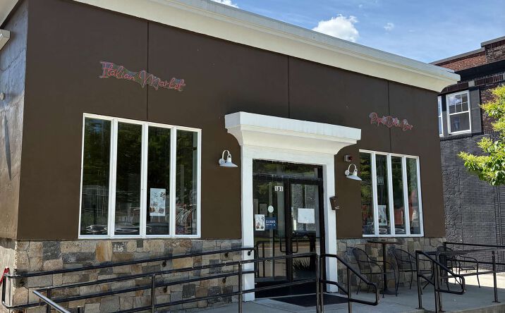 Pictures of Retail property located at 181 Shrewsbury St, Worcester, MA 01604 for sales - image #1