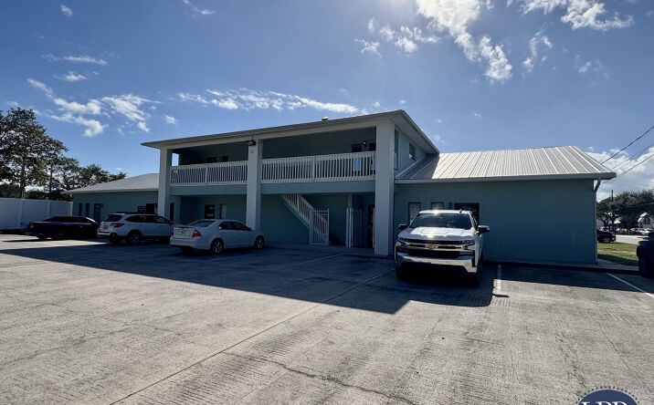Pictures of Office property located at 21 W Fee Ave, Melbourne, FL 32901 for sales - image #1
