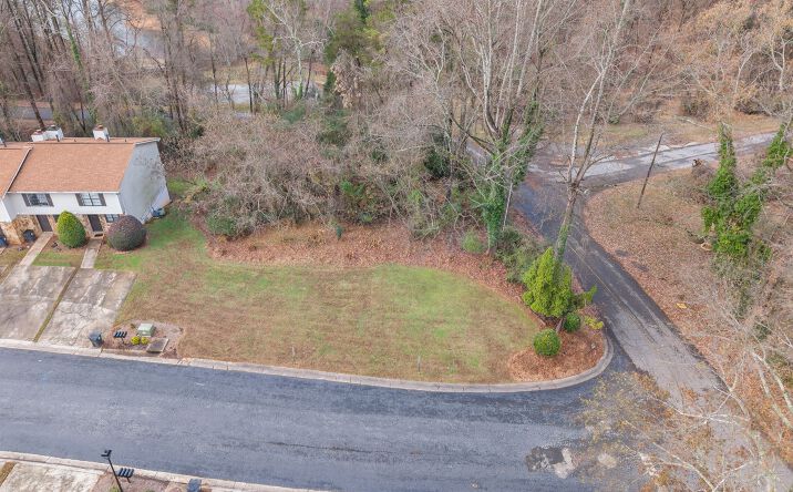 Pictures of Land property located at 2486 Hidden Cove Court, Gainesville, GA 30501 for sales - image #1