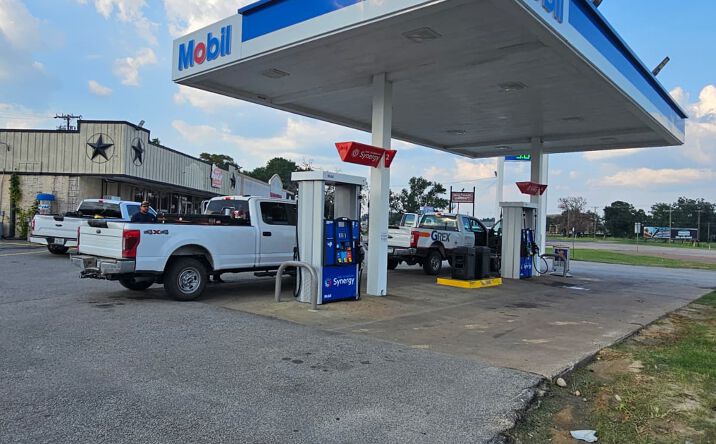 Pictures of Retail property located at 1272 E Loop 304, Crockett, TX 75835 for sales - image #1