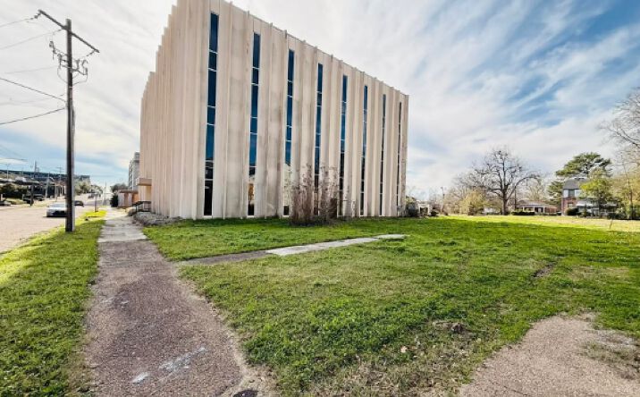 Pictures of Office property located at 723 N President St, Jackson, MS 39202, 725 N President St, Jackson, MS 39202 for sales - image #1