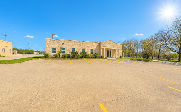 Pictures of Office property located at 3095 College Street, Beaumont, TX 77701 for sales - image #1