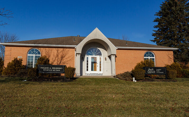 Pictures of Office property located at 125 Professional Parkway, Lockport, NY 14094 for sales - image #1