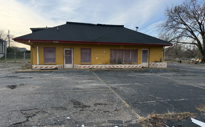 Pictures of Land, Mixed Use, Office, Retail, Special Purpose property located at 2291 Elvis Presley Blvd, Memphis, TN 38106 for sales - image #1