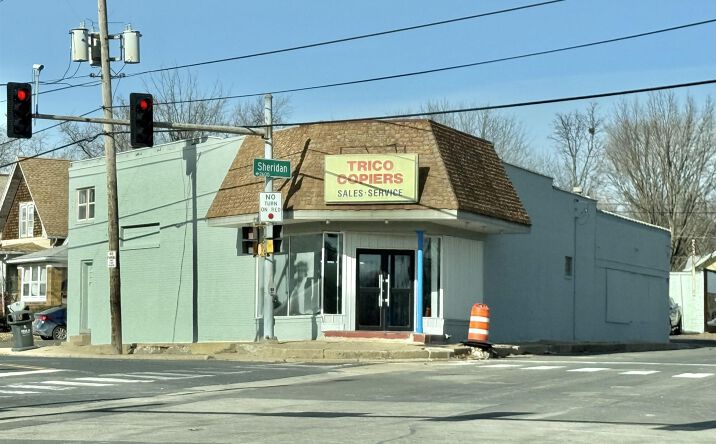 Pictures of Retail property located at 2627 N SHERIDAN Road, Peoria, IL 61604 for sales - image #1