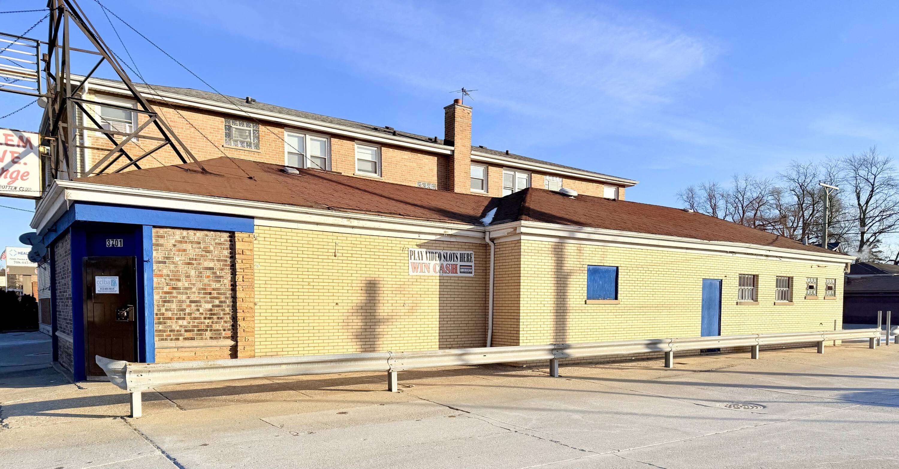 3701 S Harlem Ave, Berwyn, IL 60402