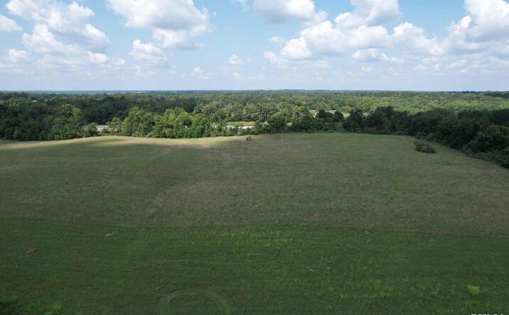 Pictures of Land property located at Southpoint Lane, West Frankfort, IL 62896 for sales - image #1