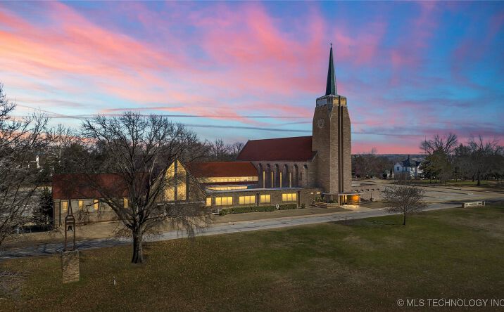 Pictures of Special Purpose property located at 1505 E Grand Avenue, Ponca City, OK 74604 for sales - image #1