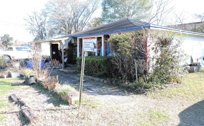 Pictures of Mixed Use, Retail property located at 535 College Drive, Middleburg, FL 32068 for sales - image #1