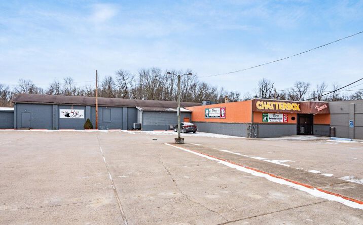 Pictures of Mixed Use, Retail, Special Purpose property located at 421 W Broadway Street, New Lexington, OH 43764 for sales - image #1
