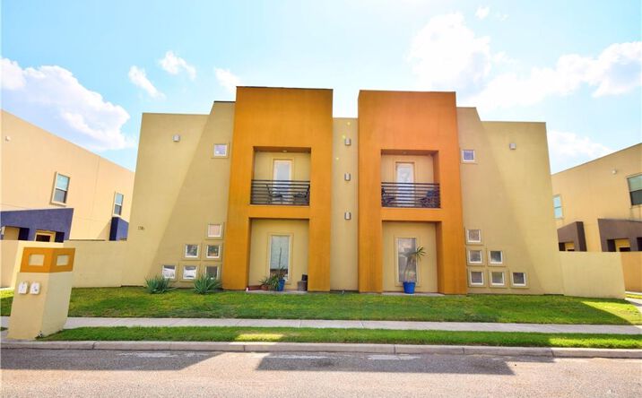 Pictures of Multifamily property located at 1316 E Camellia Avenue, McAllen, TX 78501 for sales - image #1