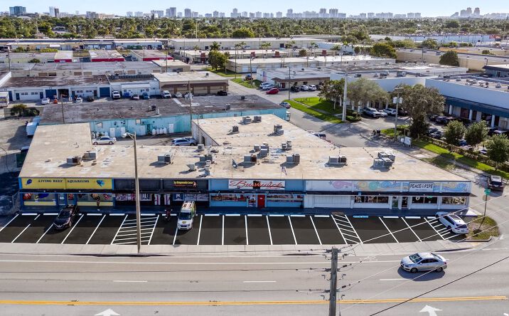 Pictures of Industrial, Retail property located at 4800 N Dixie Hwy, Oakland Park, FL 33334 for sales - image #1