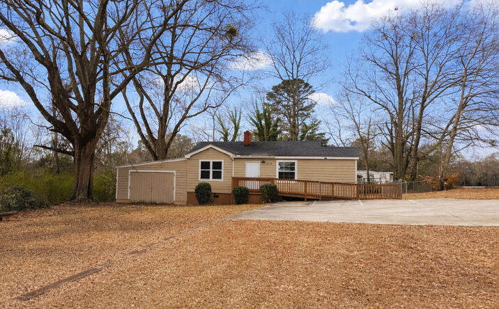 Pictures of Mixed Use, Multifamily, Office, Retail, Special Purpose property located at 1515 Danielsville Rd, Athens, GA 30601 for sales - image #1