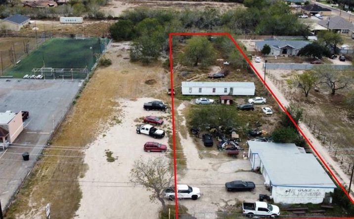 Pictures of Retail property located at 19021 E 5 Mile Line Road, Alton, TX 78573 for sales - image #1