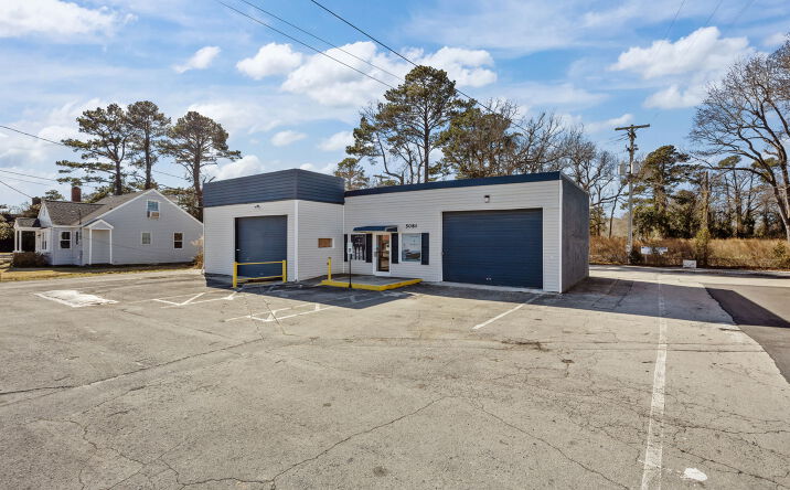 Pictures of Office, Retail, Special Purpose property located at 508 E Main St, Havelock, NC 28532 for sales - image #1