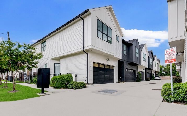 Pictures of Multifamily property located at 2527 Judiway St, Houston, TX 77018 for sales - image #1