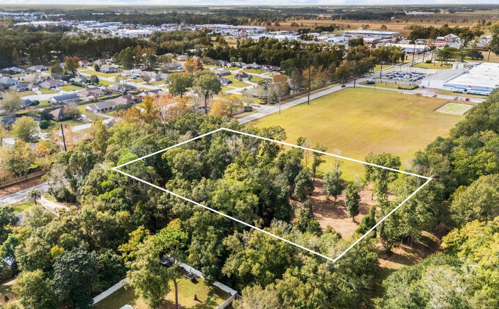 Pictures of Land property located at E Azalea Ave, Foley, AL 36535 for sales - image #1