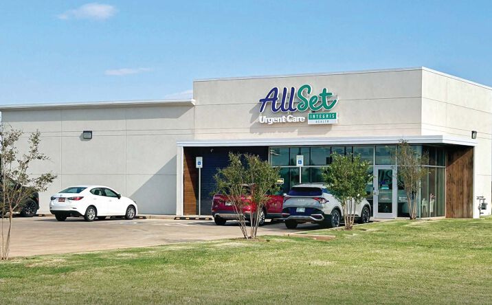 Pictures of Office property located at 12033 Northwest Expy, Yukon, OK 73099 for sales - image #1