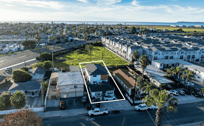 Pictures of Multifamily property located at 608 7th St, Imperial Beach, CA 91932 for sales - image #1
