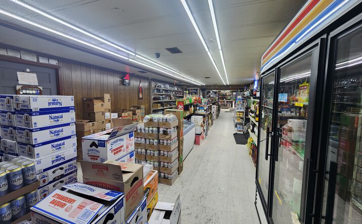 Pictures of Business for Sale, Retail property located at 1301 N Hill St, Griffin, GA 30223 for sales - image #1