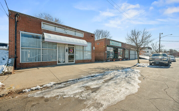 Pictures of Mixed Use, Retail property located at 900 Wood Ave, Bridgeport, CT 06604 for sales - image #1