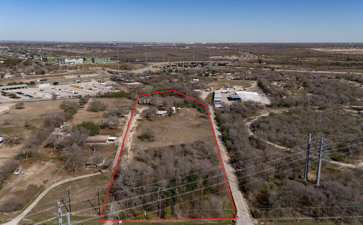 Pictures of Multifamily, Mixed Use, Land property located at 9638 S Presa St, San Antonio, TX 78223 for sales - image #1