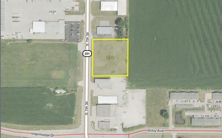 Pictures of Land property located at Lot 1 S 7th St, Rochelle, IL 61068 for sales - image #1