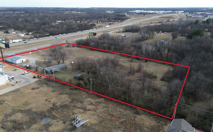 Pictures of Land property located at 11608 S Union Ave, Jenks, OK 74037 for sales - image #1