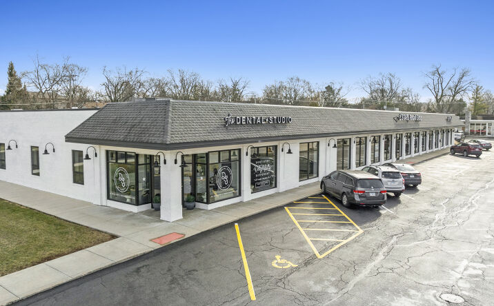 Pictures of Retail property located at 1403 N Main St, Wheaton, IL 60187 for sales - image #1
