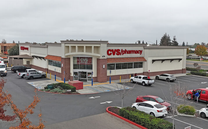 Pictures of Retail property located at 474 Winton Pkwy, Livingston, CA 95334 for sales - image #1